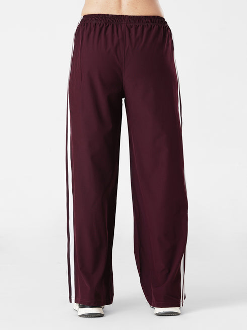 velocity oversize active pair in white-maroon